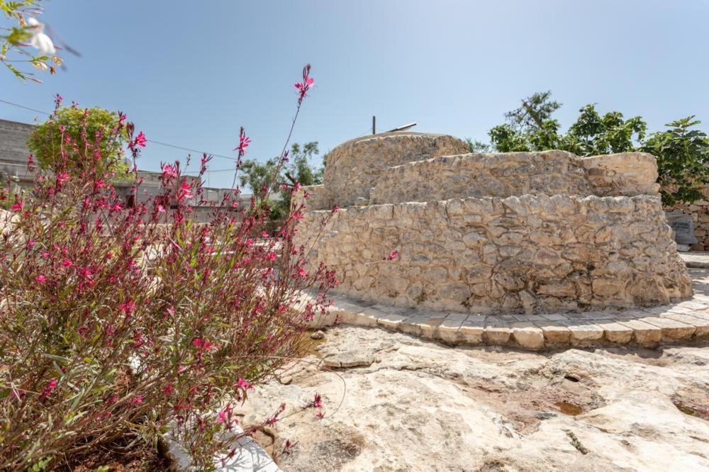 Trullo Santovia Panzió Sant Isidoro  Kültér fotó